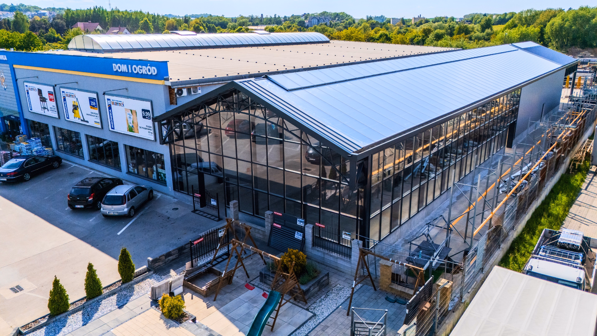 Centrum ogrodnicze PSB Mrówka w Trzebnicy, Polska, realizacja 2025