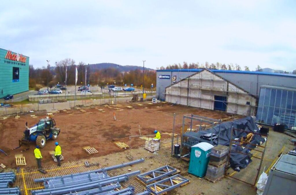 Centrum ogrodnicze Mrówka Wałbrzych – przygotowanie terenu pod budowę hali ogrodowej.