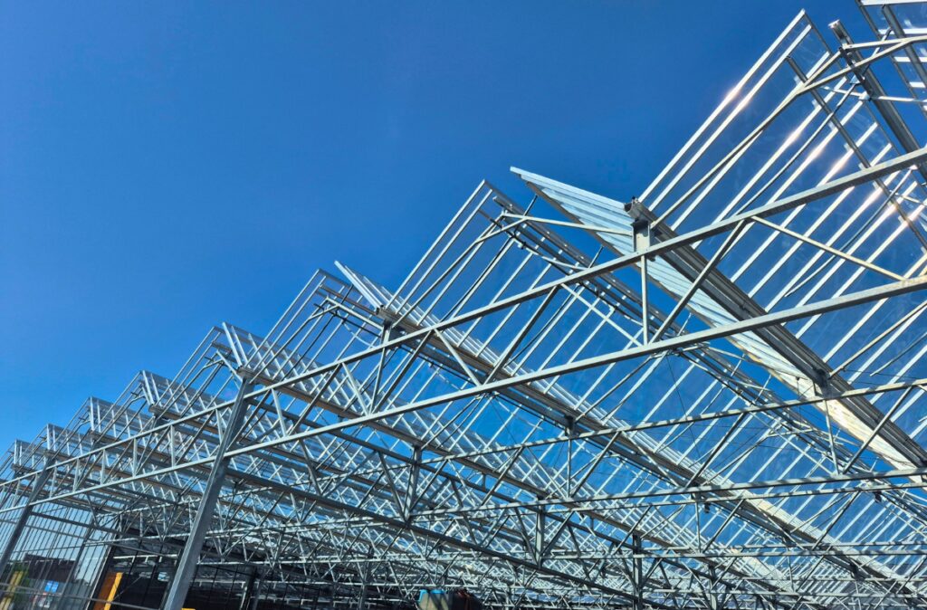 Konstrukcja szklarni Cabrio z otwieranym dachem